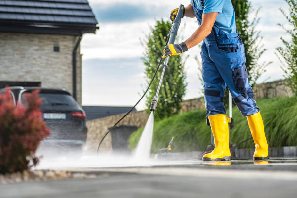 Best Pool Deck Cleaning  in Airmont, NY